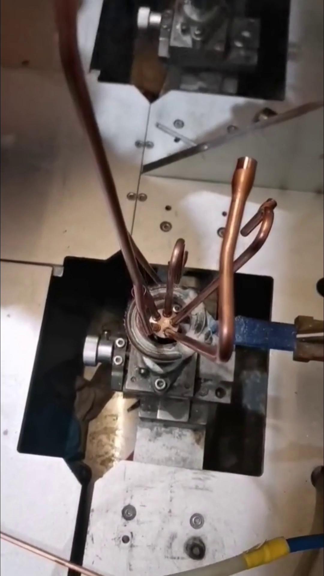 双工位高频钎焊机-分流器铜管接头焊接