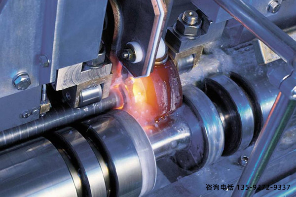 凸轮轴淬火设备可以确保能够完成对工件的加工要求